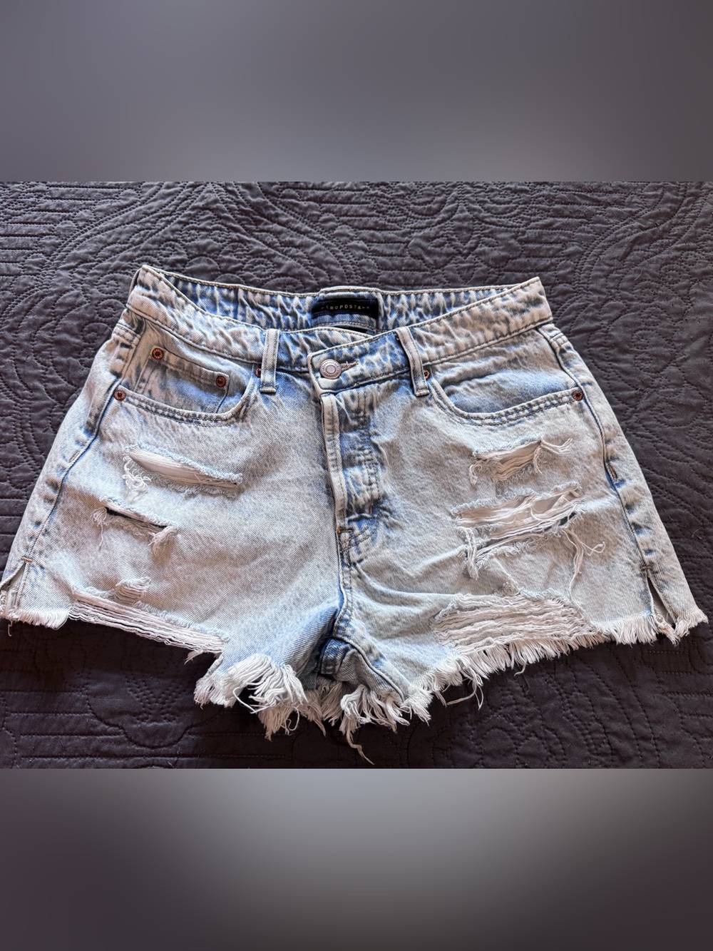 Aeropostale Light Wash Distressed Denim Shorts